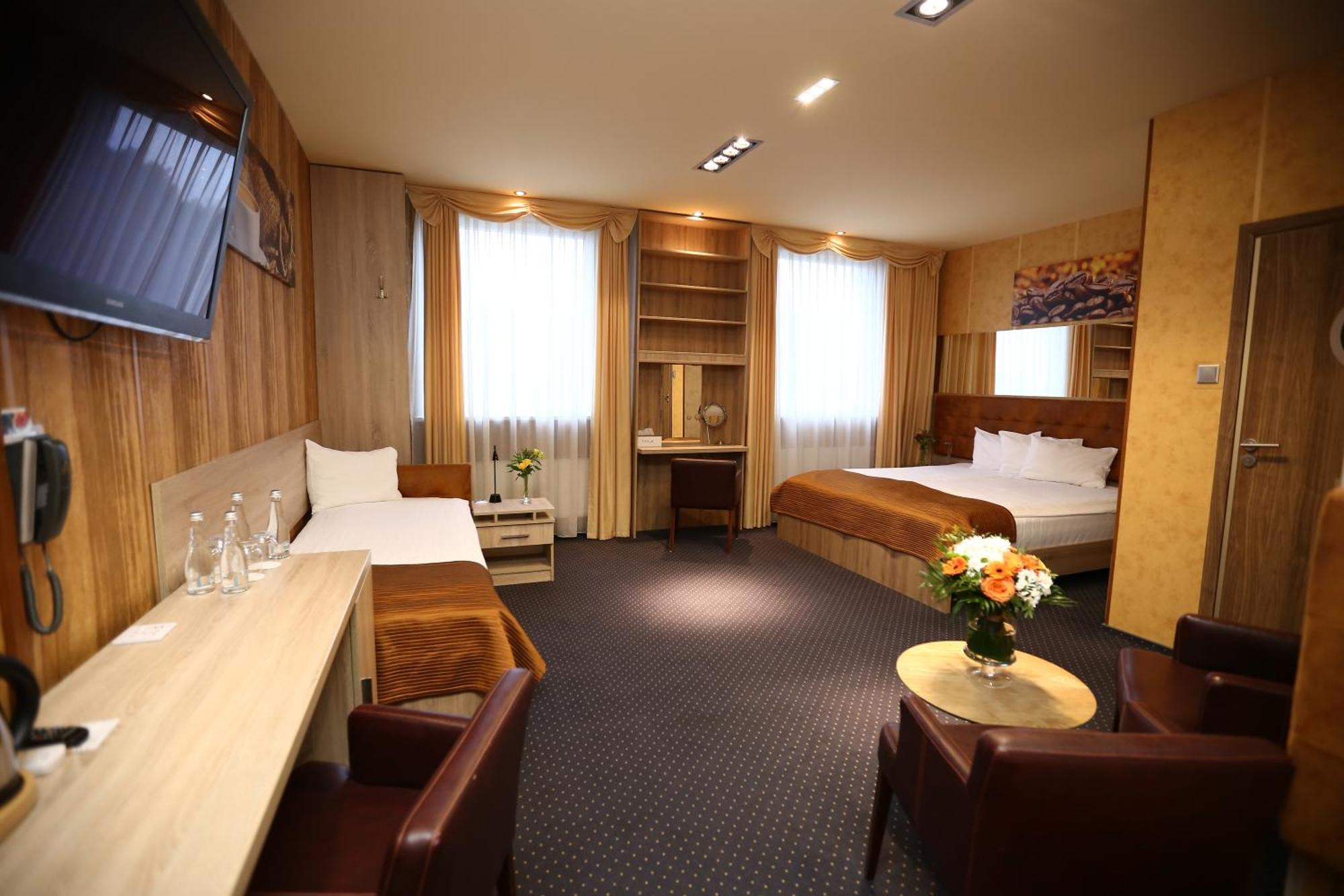 Hotel Forma Piła Eksteriør billede